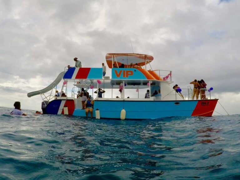 Catamarán y Fiesta en Puerto Plata