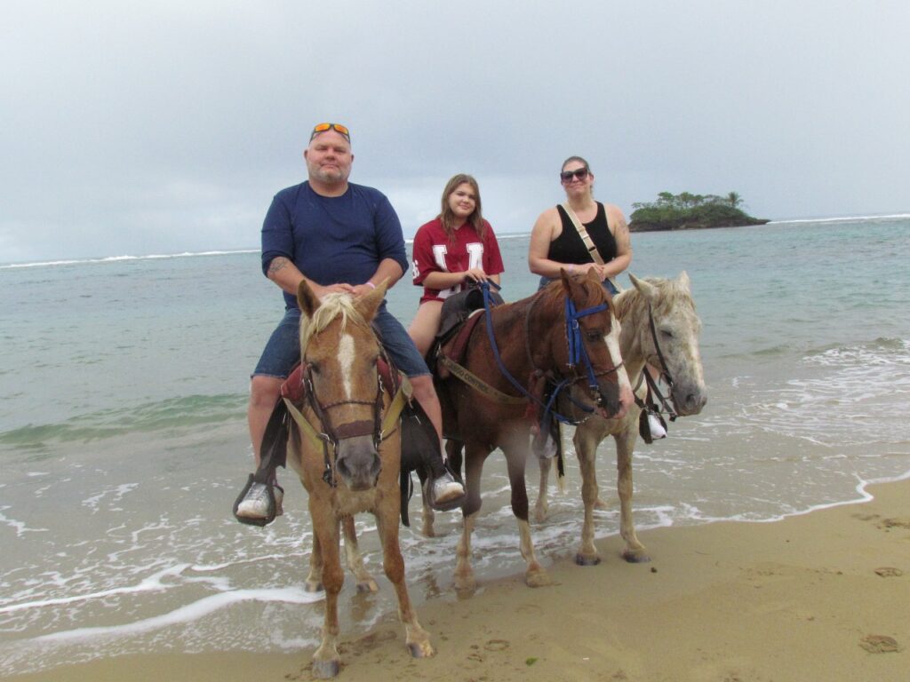 Damajagua y Paseo a Caballo 9