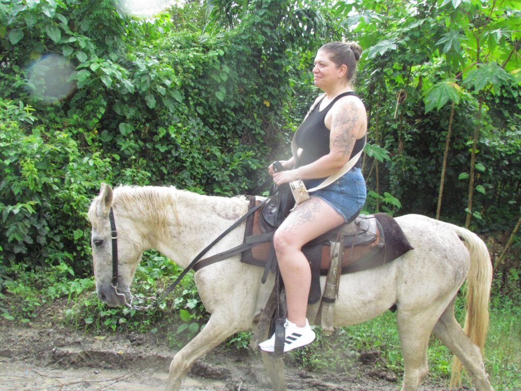 Damajagua y Paseo a Caballo 14
