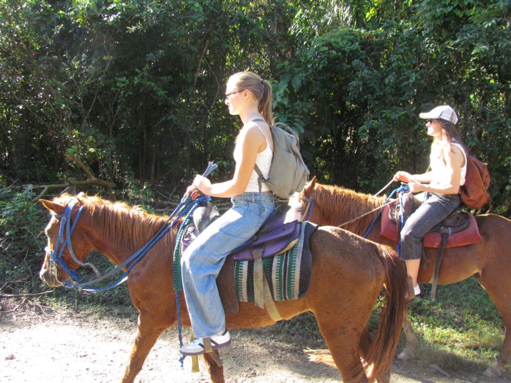 Damajagua y Paseo a Caballo 18