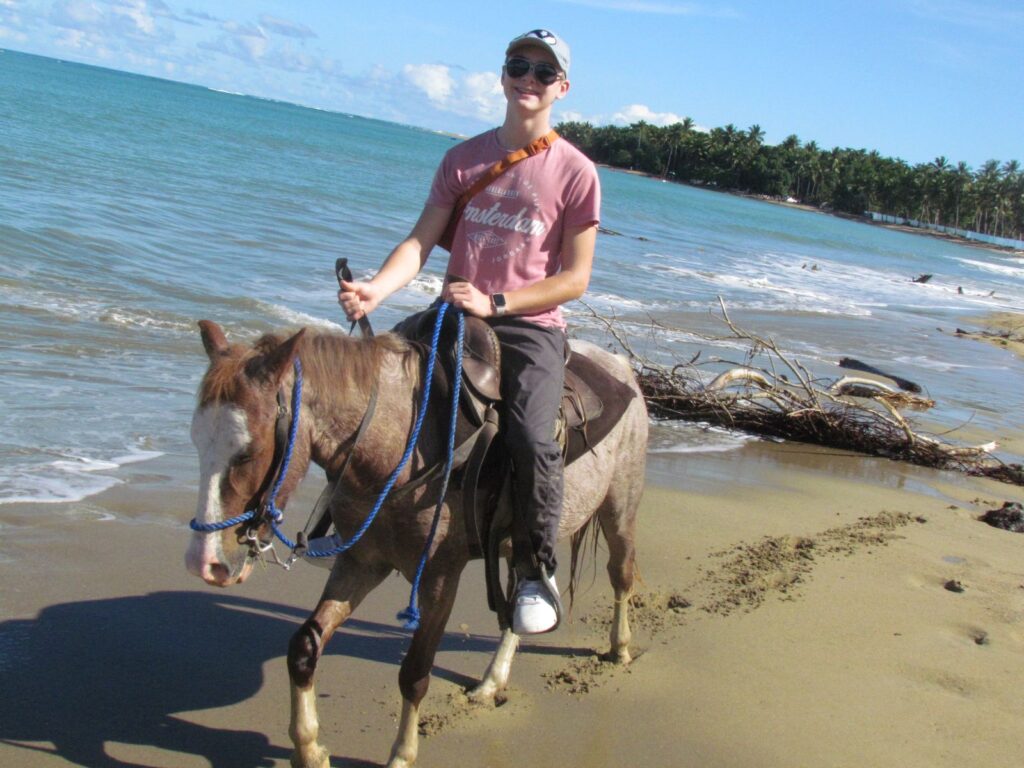 Damajagua y Paseo a Caballo 21