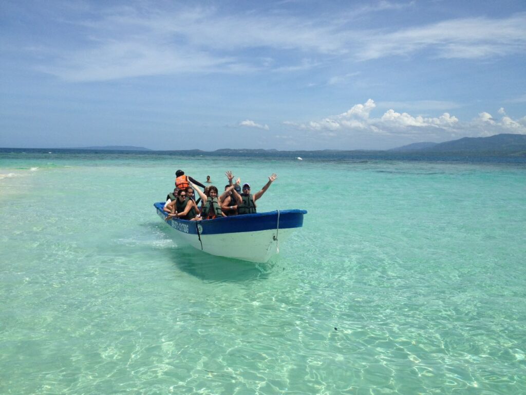 Paradise Island Cayo Arena Speedboat Tour 20