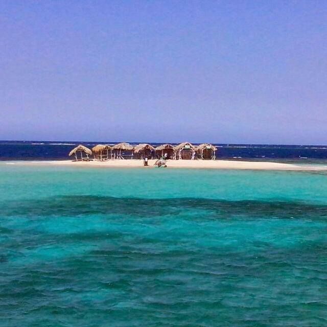 Paradise Island Cayo Arena Speedboat Tour 12